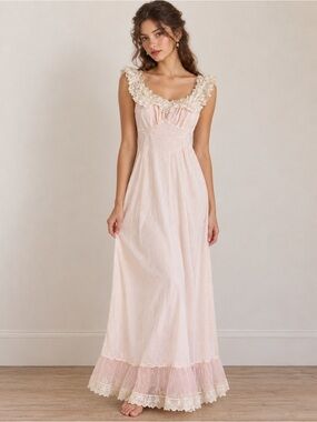 Vintage Pale Pink Slip Nightgown Dress Cream Ruffle Lace Cottagecore Feminine